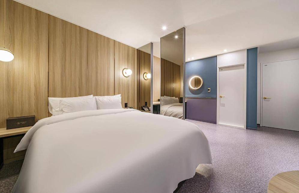 Brown-Dot Hotel Geomdan Inchon Exteriör bild